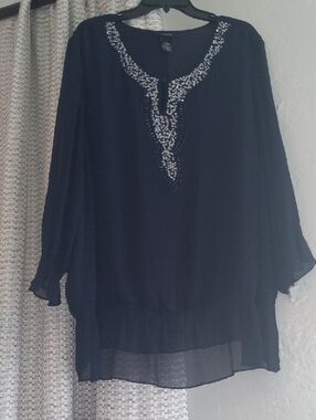 Liz & Me Platinum Collection B Navy Tunic with Silver Beaded Embellishment